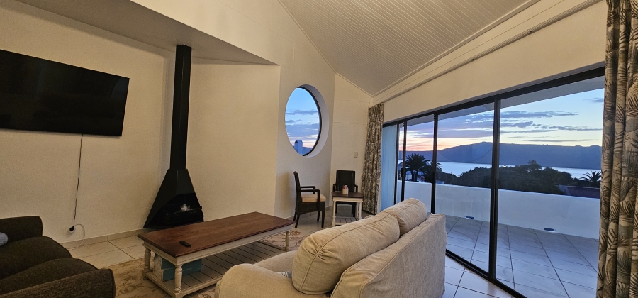 To Let 3 Bedroom Property for Rent in Middedorp Western Cape